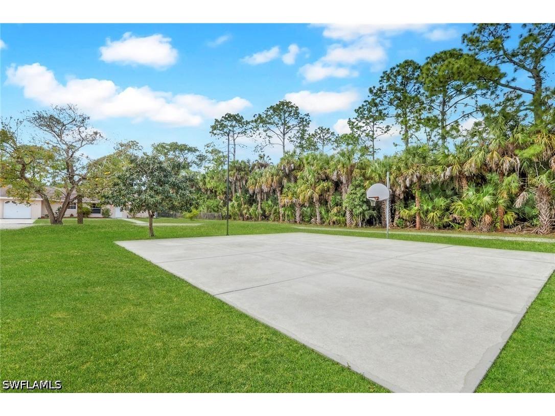 501 11th Street NW Naples FL 34120 226011279 image3