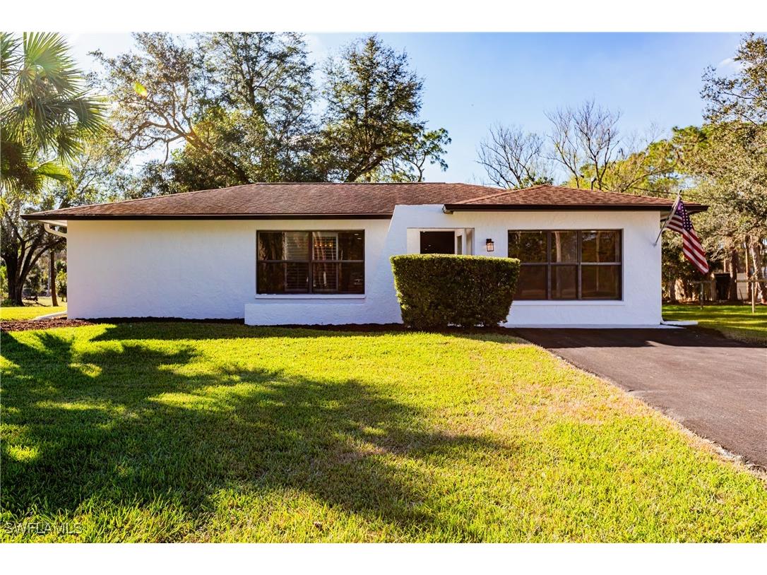 501 19th Street SW Naples FL 34117 224080049 image1