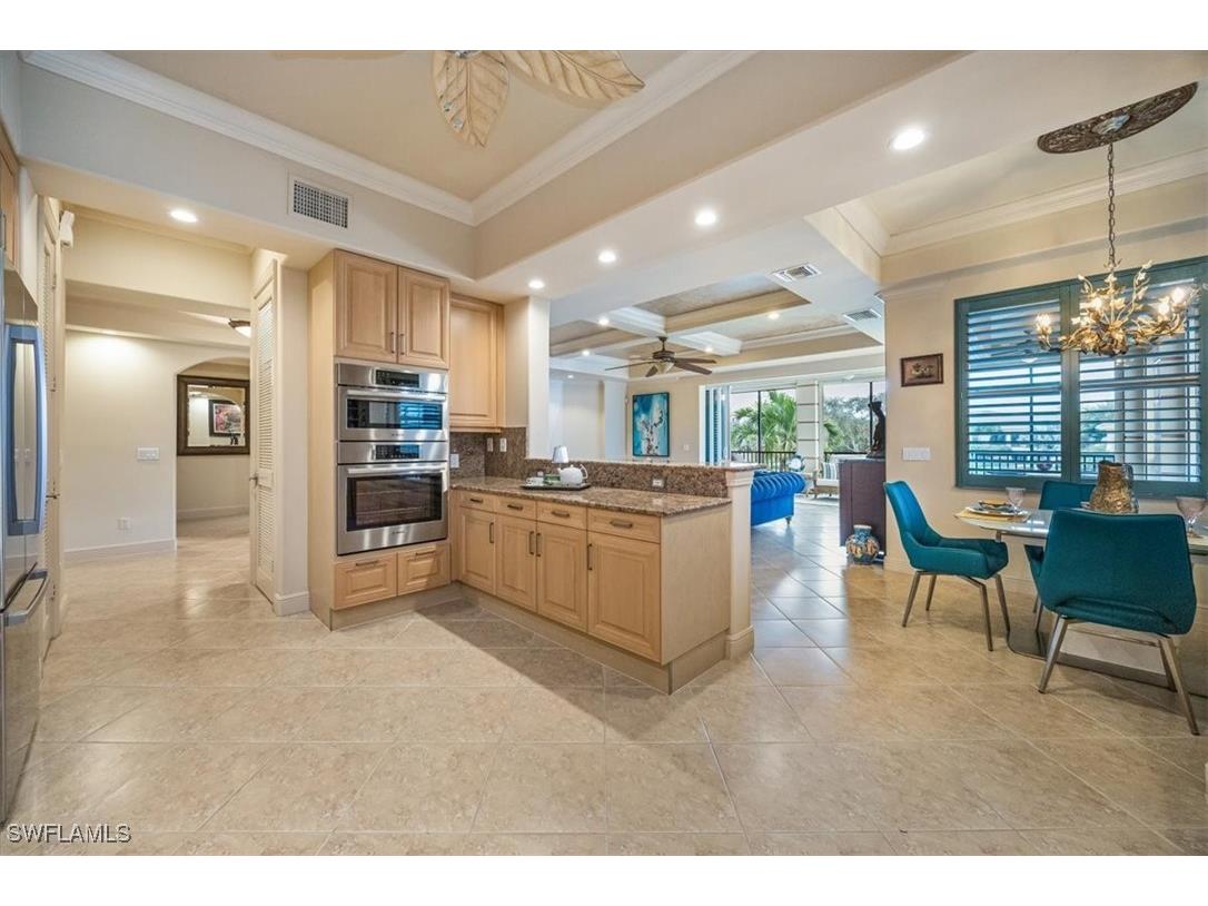 501 Avellino Isles Circle #39202 Naples FL 34119 225017376 image1