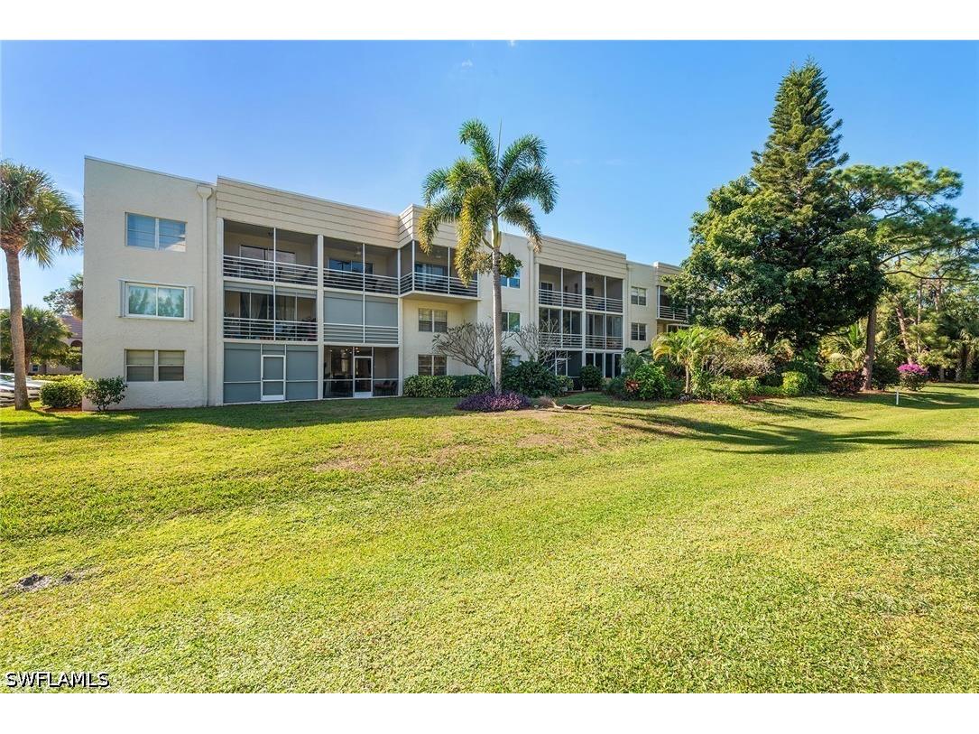 501 Forest Lakes Boulevard #111 Naples FL 34105 226016751 image24