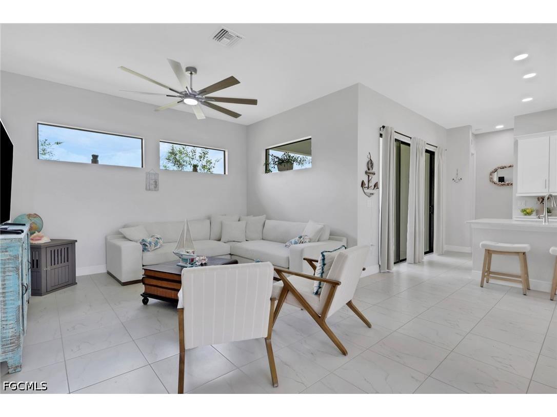 501 NW 5th Street Cape Coral FL 33993 2026015826 image3