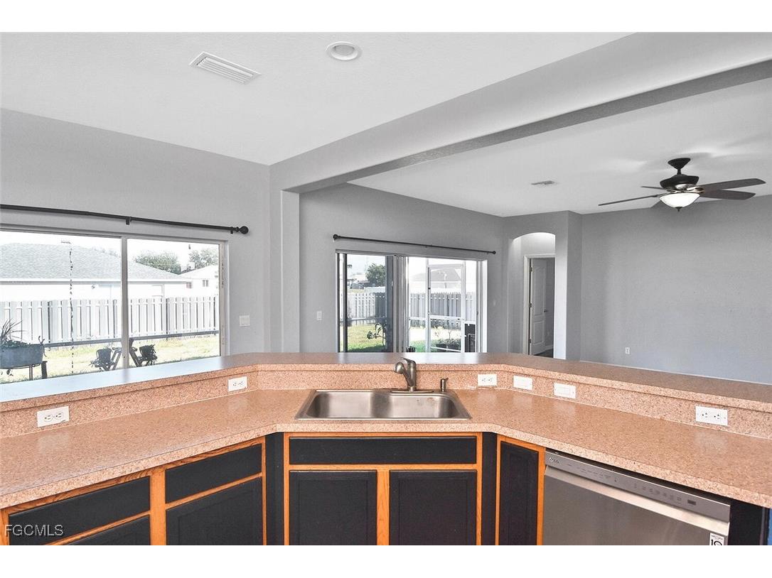 501 NW 6th Terrace Cape Coral FL 33993 2025024110 image14