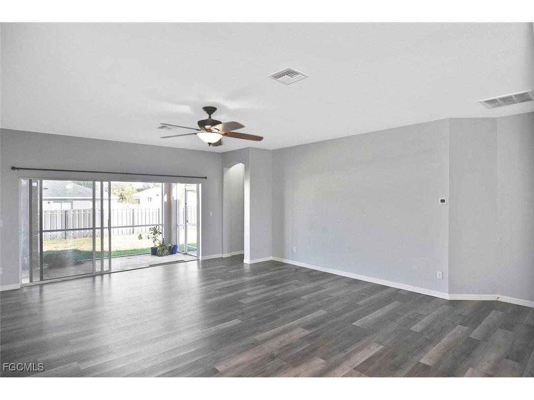 501 NW 6th Terrace Cape Coral FL 33993 2025024110 image20