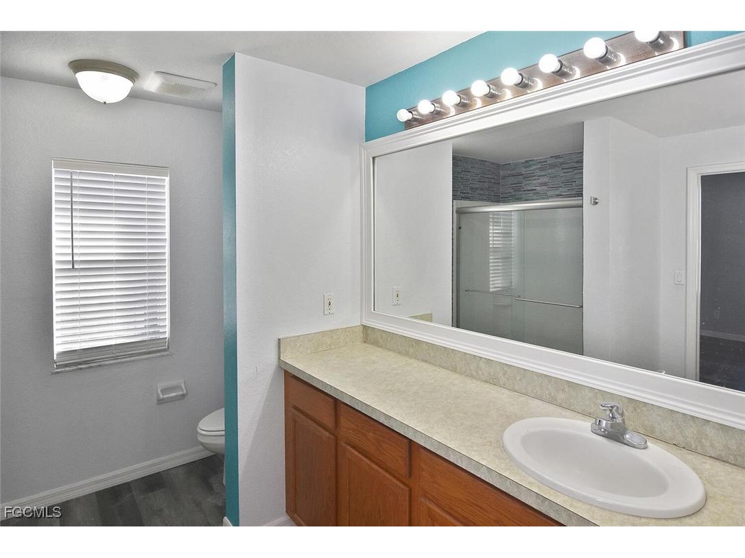 501 NW 6th Terrace Cape Coral FL 33993 2025024110 image24