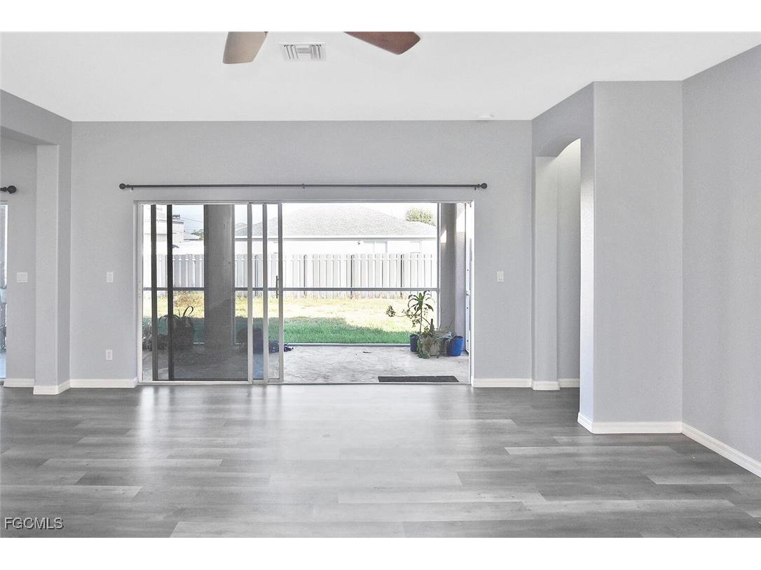 501 NW 6th Terrace Cape Coral FL 33993 2025024110 image32