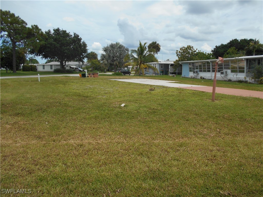 501 Riviera Boulevard W Naples FL 34112 224063591 image1
