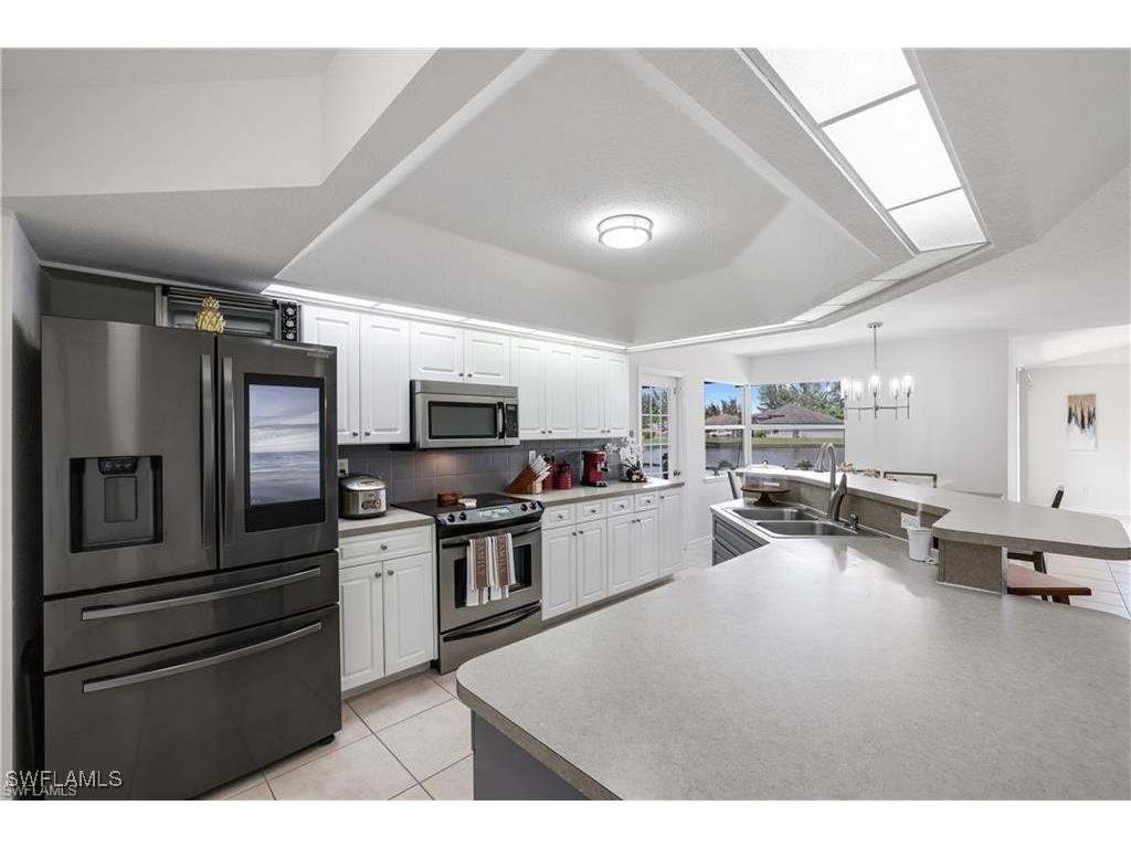 501 SW 28th Terrace Cape Coral FL 33914 2025001828 image8