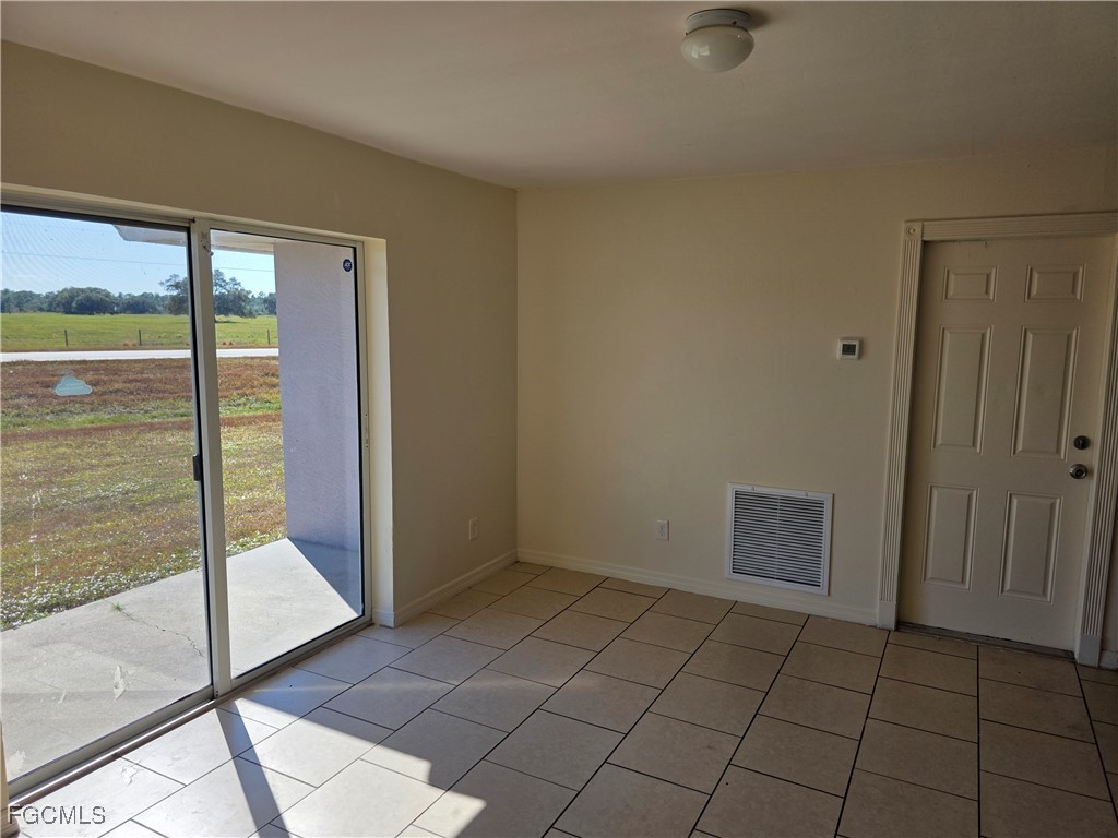 5010 Dolphin Court Labelle FL 33935 2025023493 image10