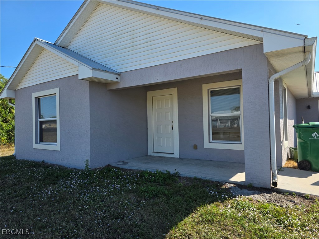 5010 Dolphin Court Labelle FL 33935 2025023493 image2