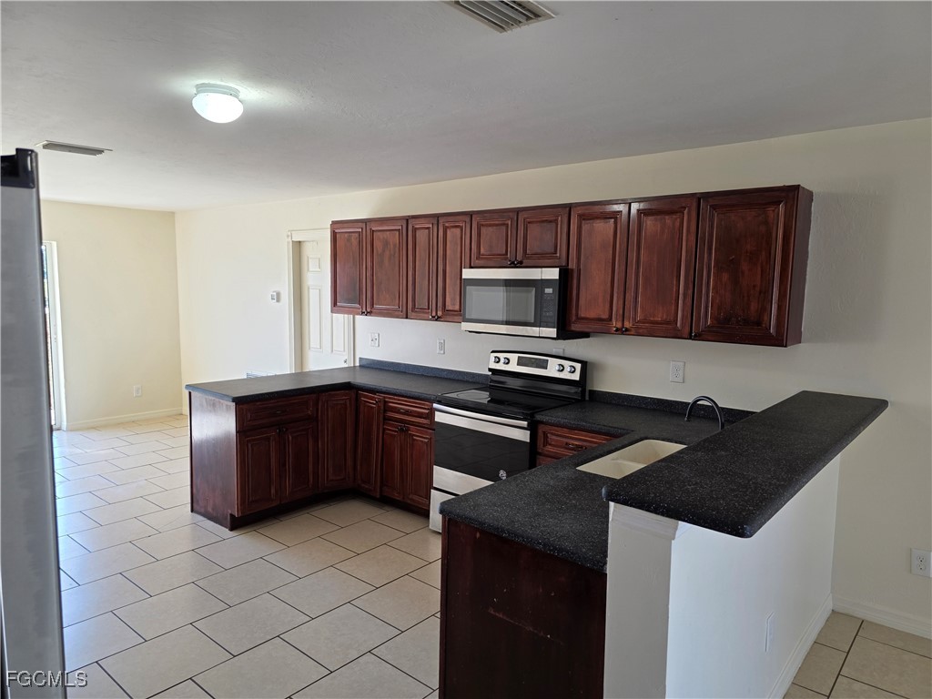 5010 Dolphin Court Labelle FL 33935 2025023493 image6