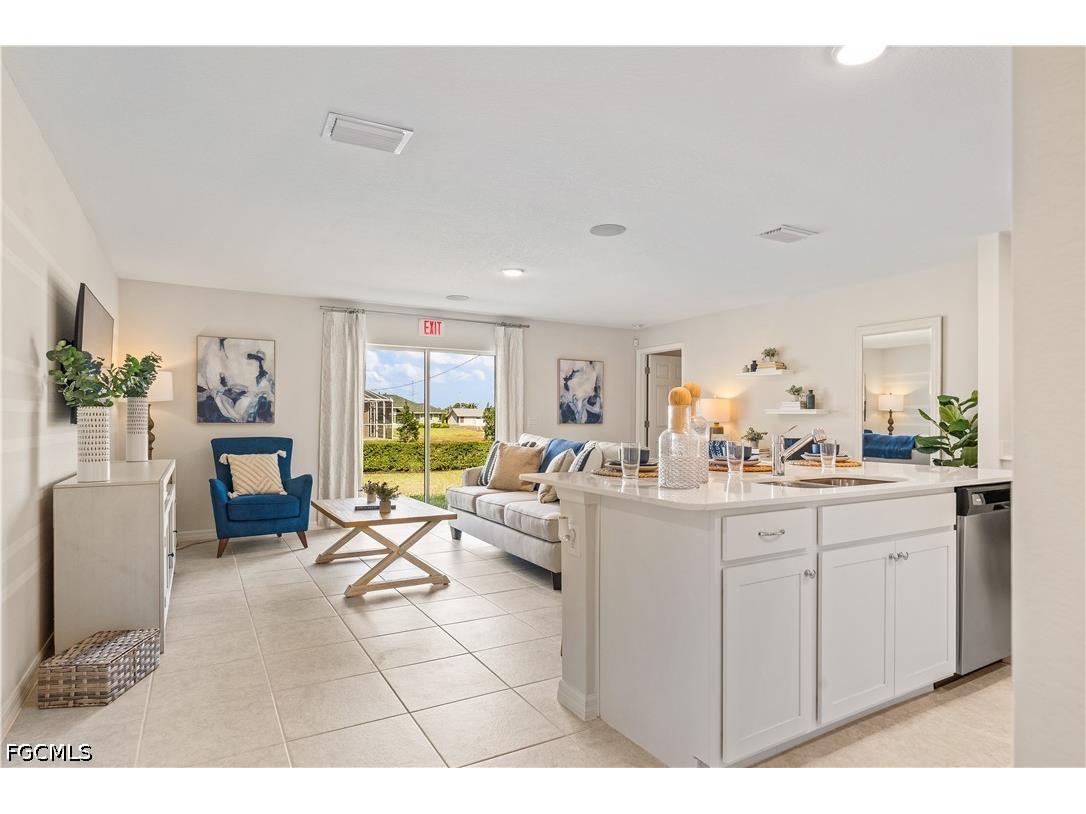 5010 W Tradewinds Circle Labelle FL 33935 2026019302 image3