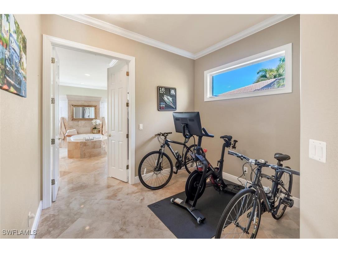 5011 Cerromar Drive Naples FL 34112 225079162 image16