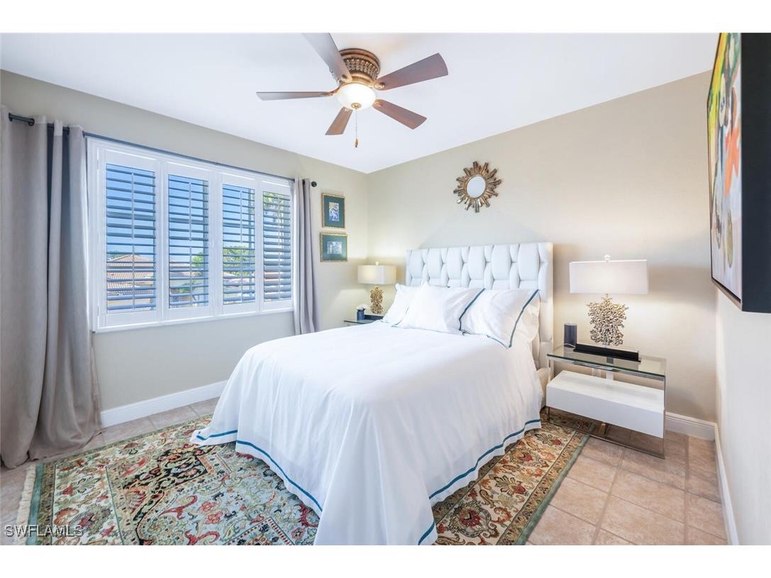 5011 Cerromar Drive Naples FL 34112 225079162 image18