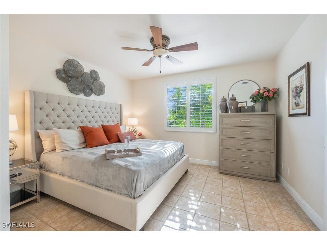 5011 Cerromar Drive Naples FL 34112 225079162 image21