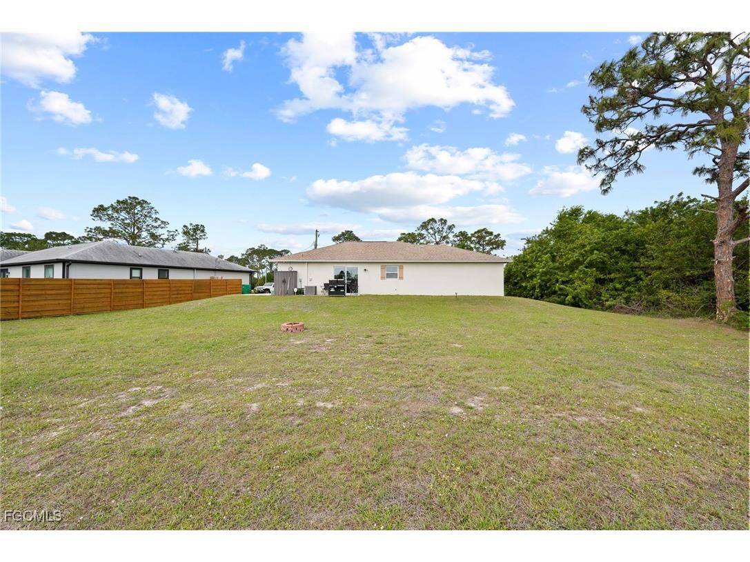 5011 Dania Circle Labelle FL 33935 2026004392 image21