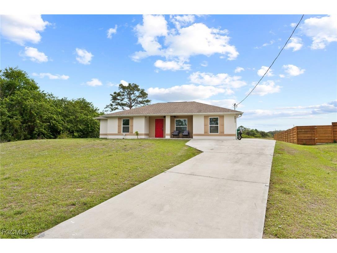 5011 Dania Circle Labelle FL 33935 2026004392 image24