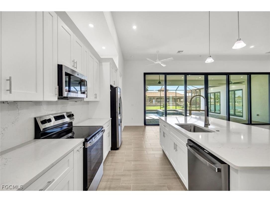 5011 Pelican Boulevard Cape Coral FL 33914 2026010514 image17