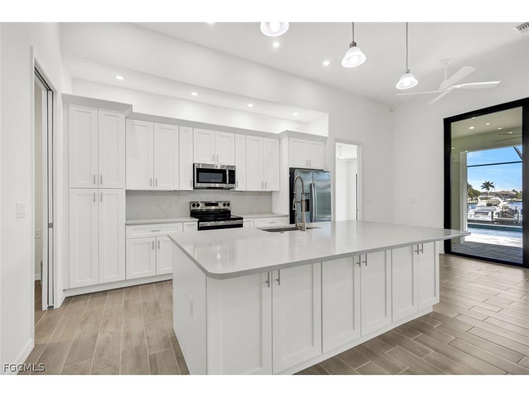 5011 Pelican Boulevard Cape Coral FL 33914 2026010514 image19
