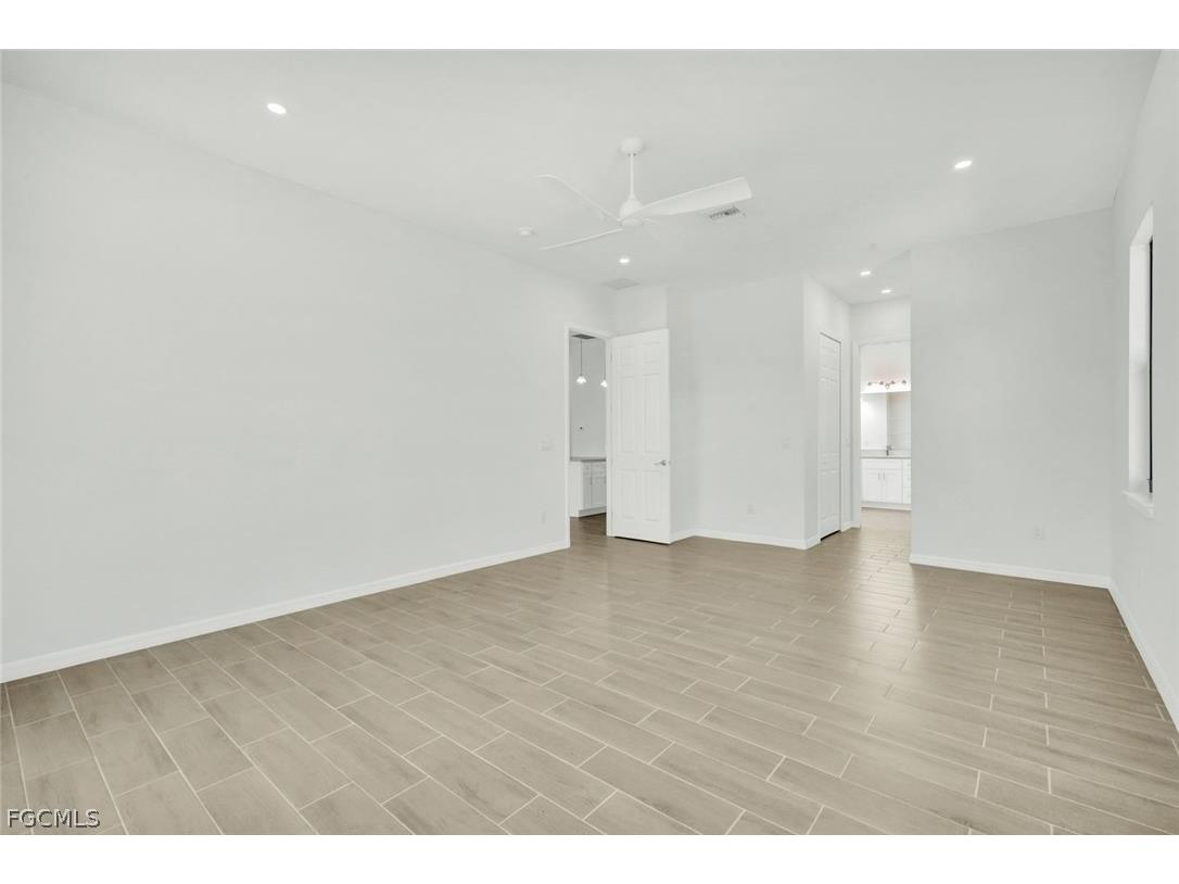 5011 Pelican Boulevard Cape Coral FL 33914 2026010514 image22