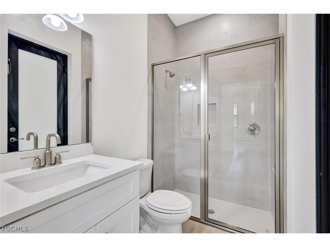 5011 Pelican Boulevard Cape Coral FL 33914 2026010514 image40