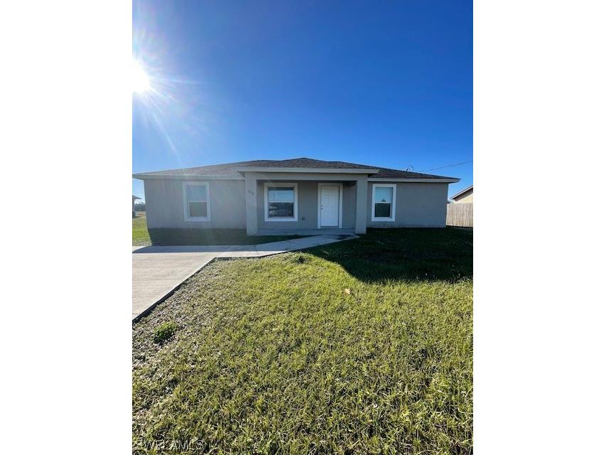 5012 Dolphin Court Labelle FL 33935 224020072 image1