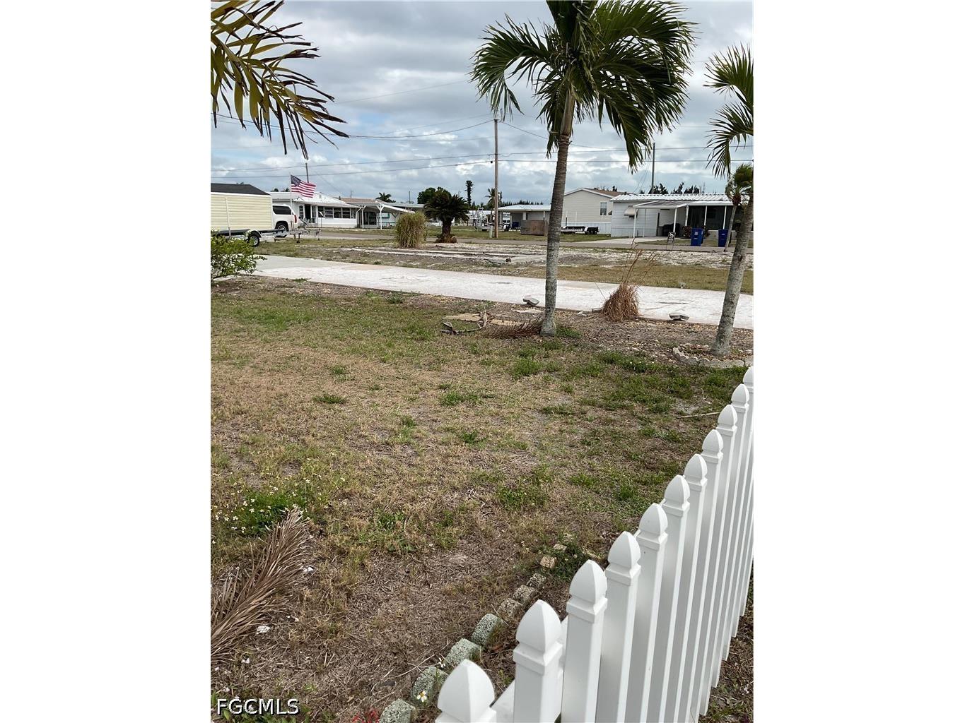 5012 Flamingo Drive Saint James City FL 33956 2026014876 image4