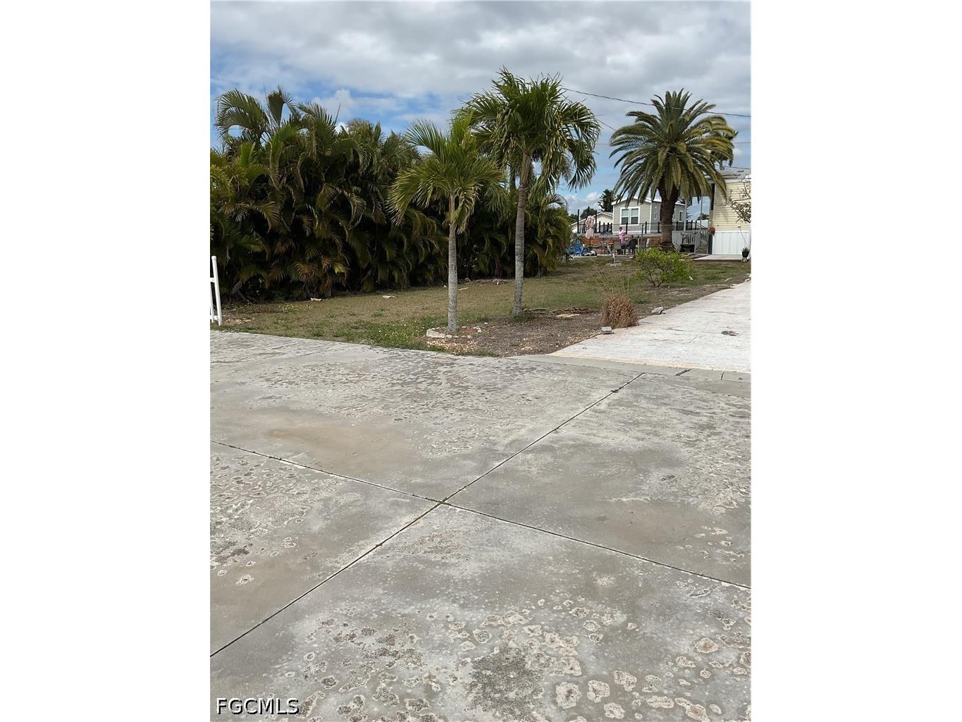 5012 Flamingo Drive Saint James City FL 33956 2026014876 image5