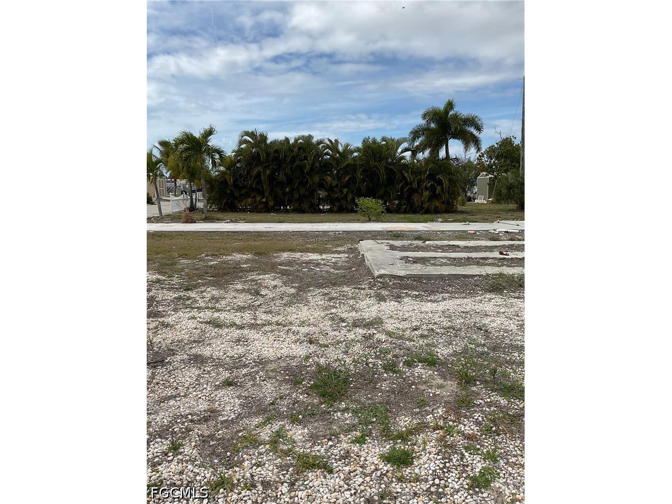5012 Flamingo Drive Saint James City FL 33956 2026014876 image7