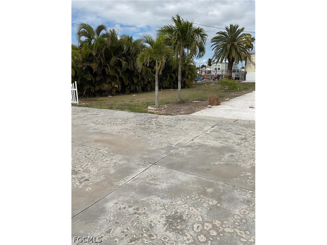 5012 Flamingo Drive Saint James City FL 33956 2026014876 image8