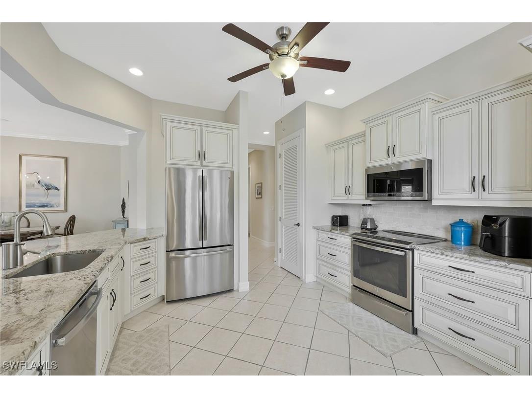 5012 Maxwell Circle #101 Naples FL 34105 225071793 image6