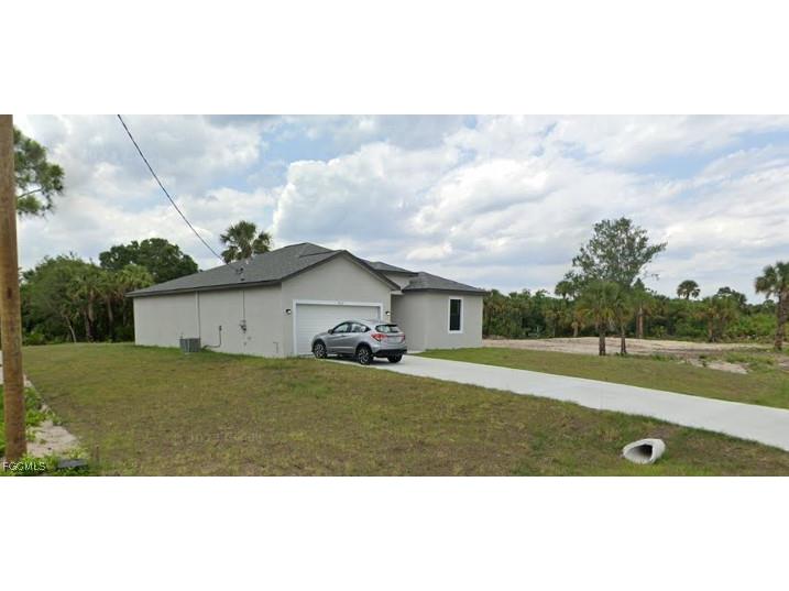 5012 S Peachtree Cir Labelle FL 33935 2025020332 image3