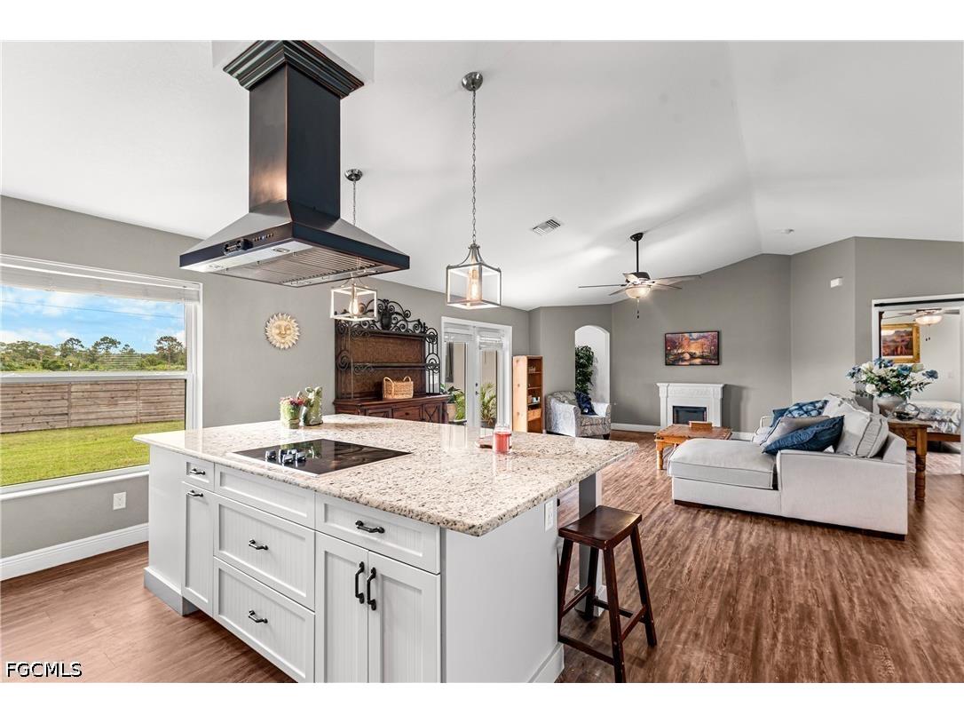 5013 Dania Circle Labelle FL 33935 2026024889 image15