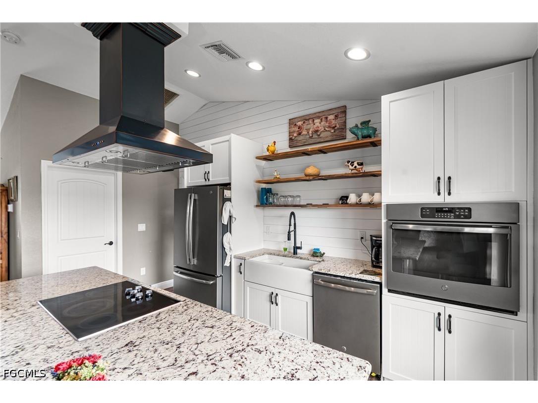 5013 Dania Circle Labelle FL 33935 2026024889 image17