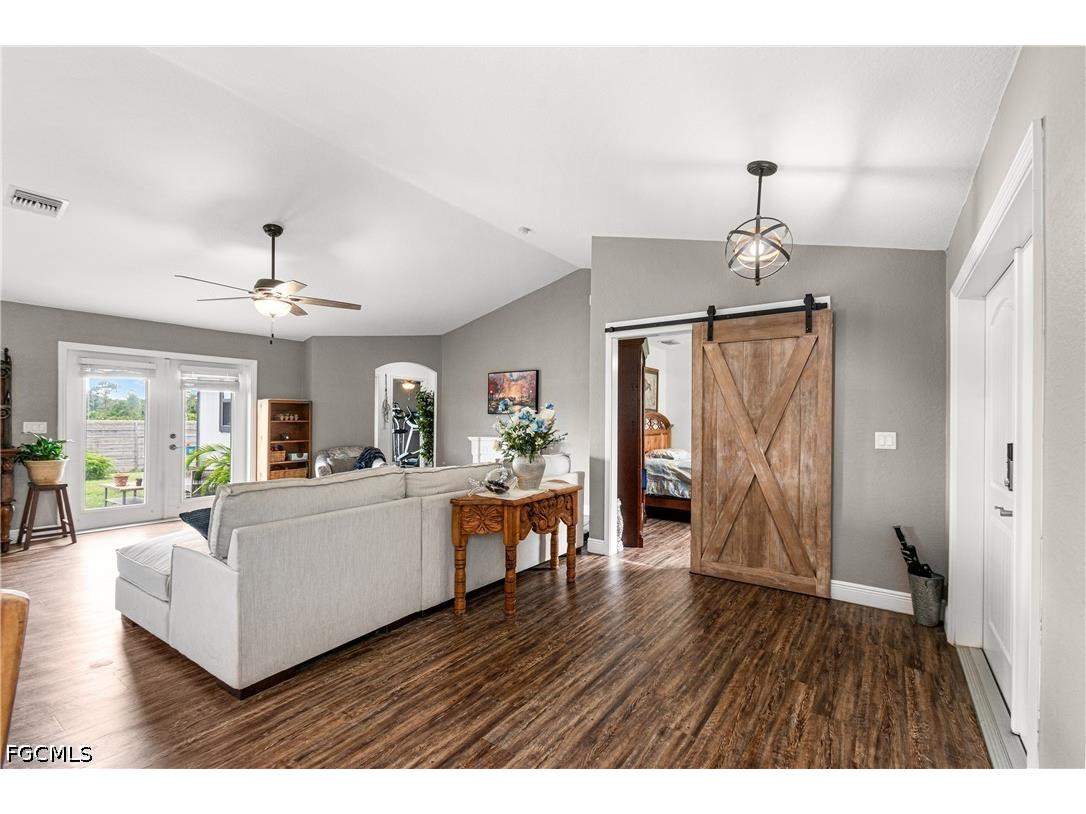 5013 Dania Circle Labelle FL 33935 2026024889 image5