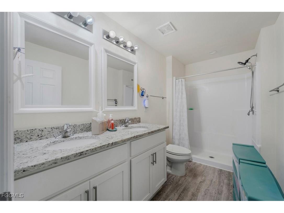 5013 SE Tradewinds Circle Labelle FL 33935 2026005846 image15