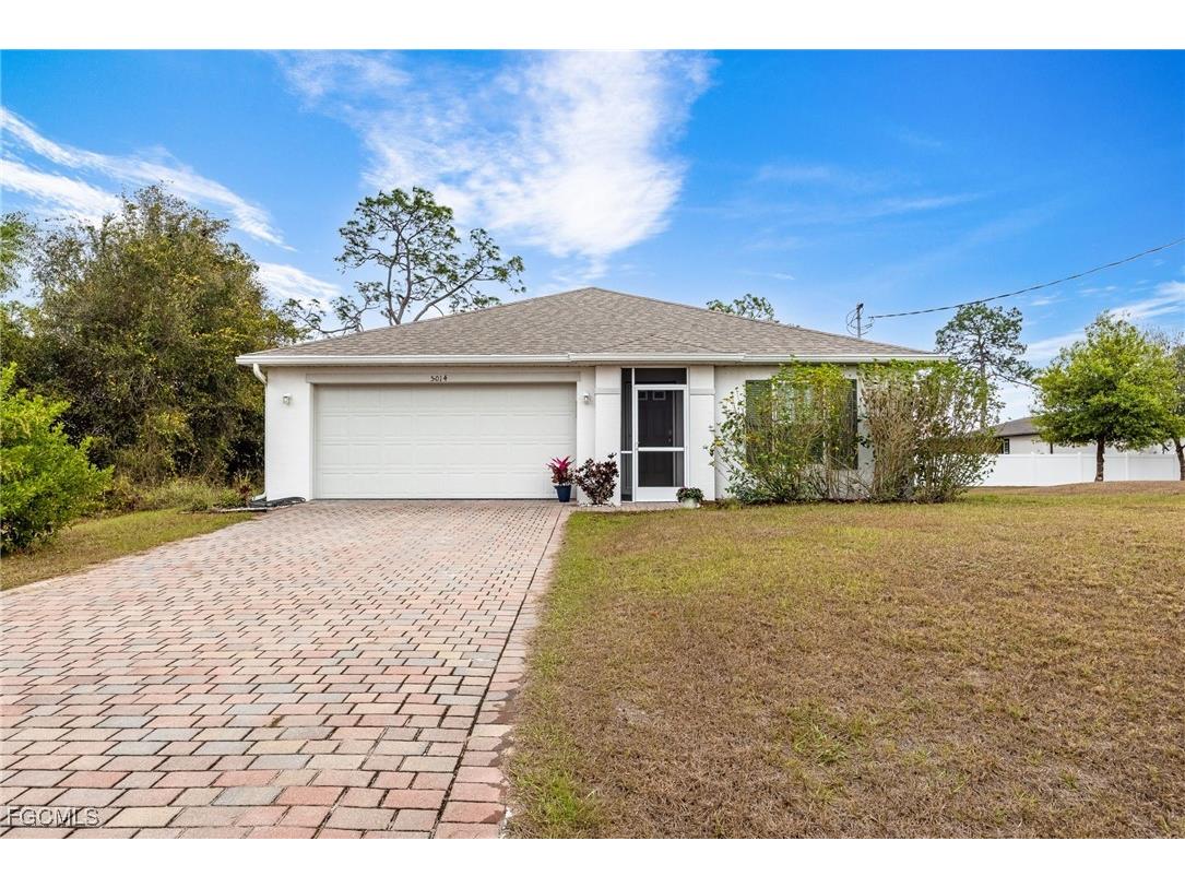 5014 Dania Circle Labelle FL 33935 2026003205 image1