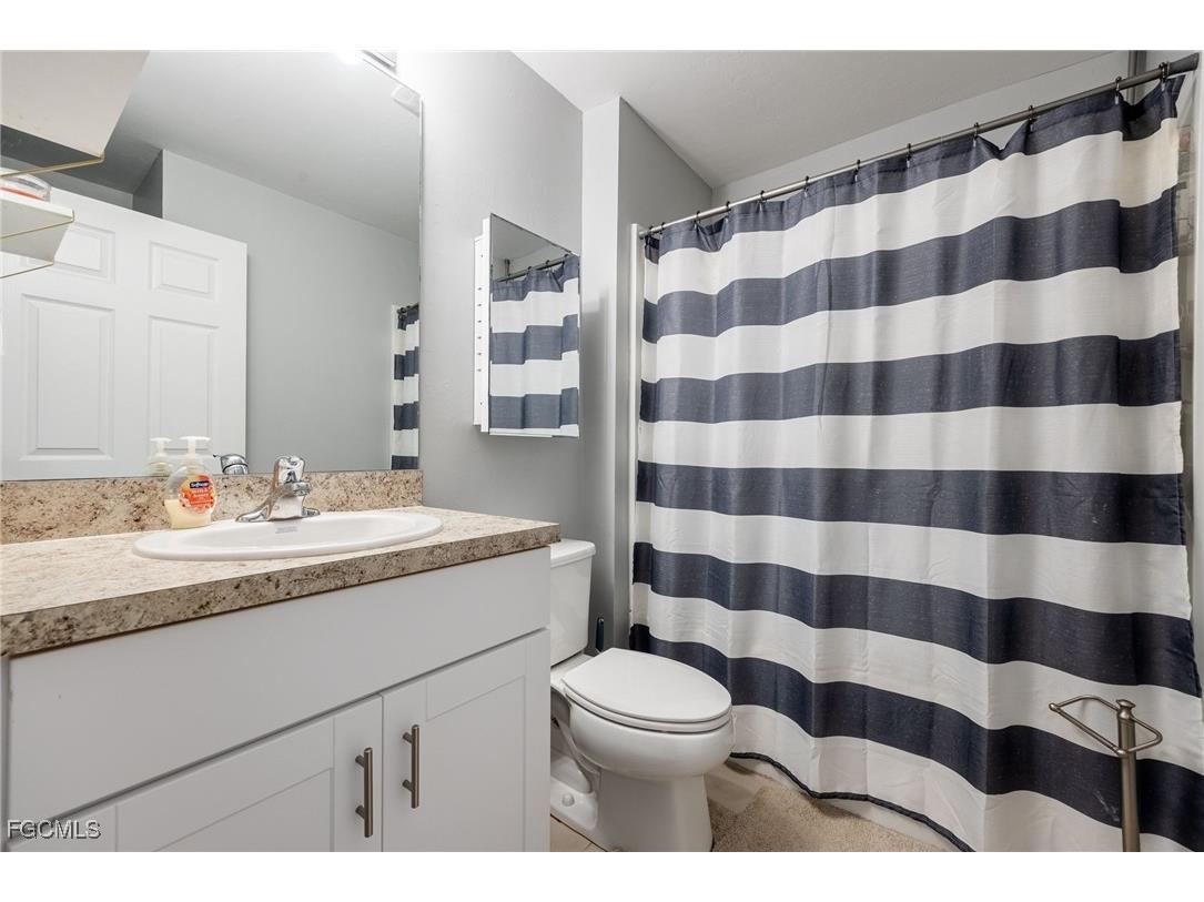 5014 Dania Circle Labelle FL 33935 2026003205 image5