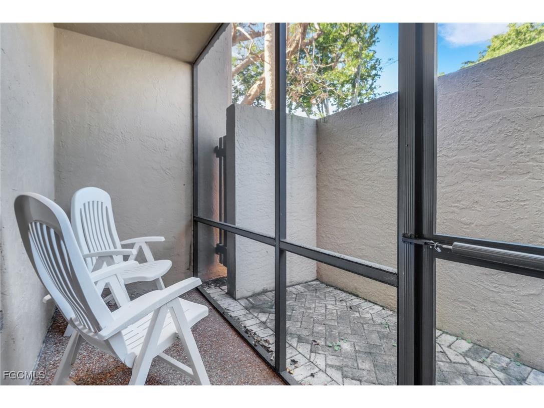 5015 Harbortown Lane #104 Fort Myers FL 33919 2025004208 image10