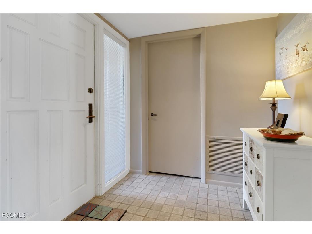 5015 Harbortown Lane #104 Fort Myers FL 33919 2025004208 image4