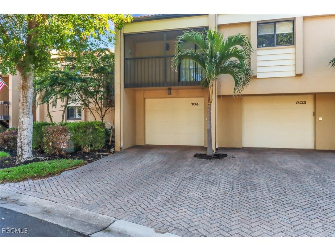 5015 Harbortown Lane #104 Fort Myers FL 33919 2025004208 image5