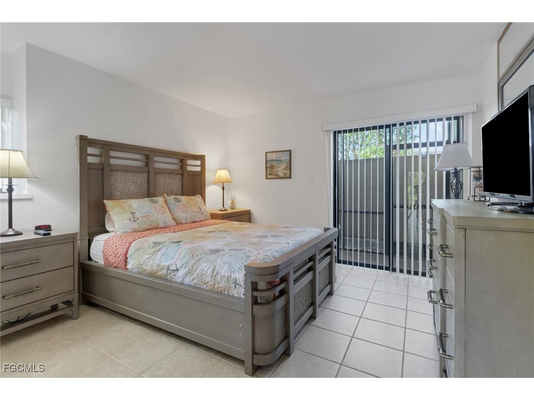 5015 Harbortown Lane #104 Fort Myers FL 33919 2025004208 image6
