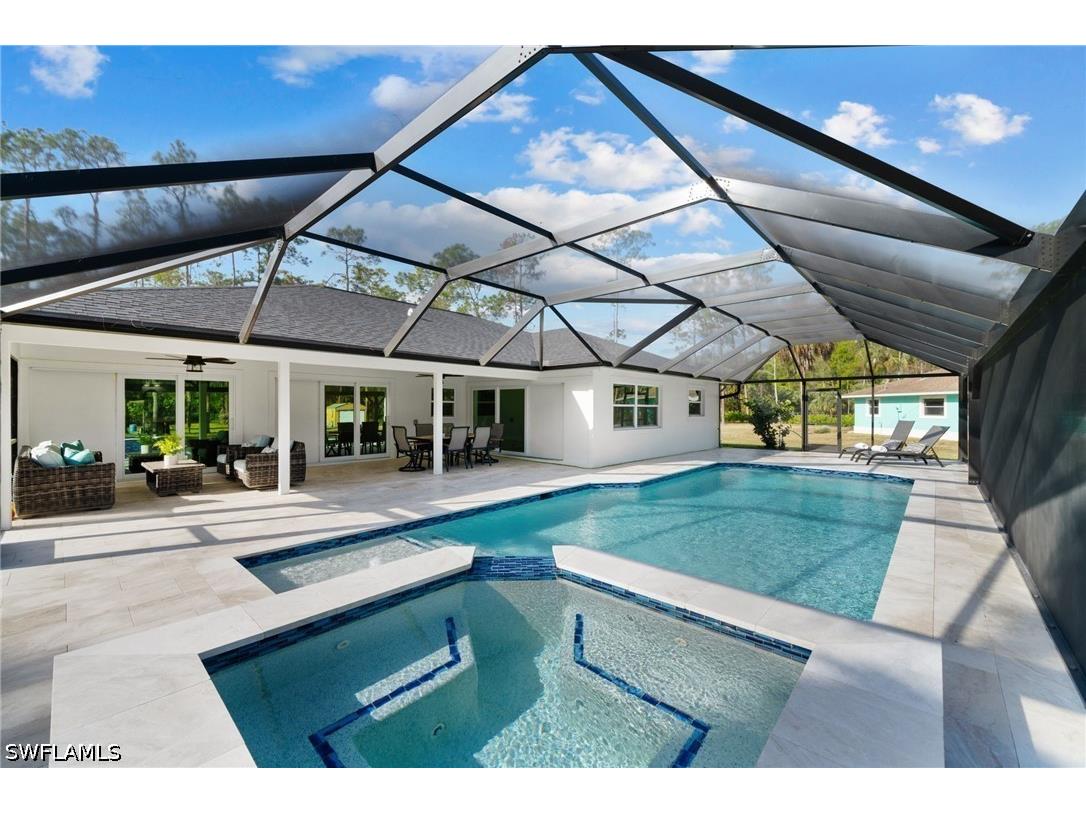 5015 Mahogany Ridge Drive Naples FL 34119 226022029 image1