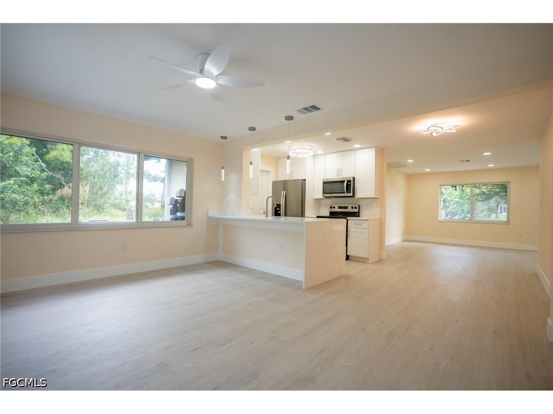 5016 4th Street W Lehigh Acres FL 33971 2026022642 image16