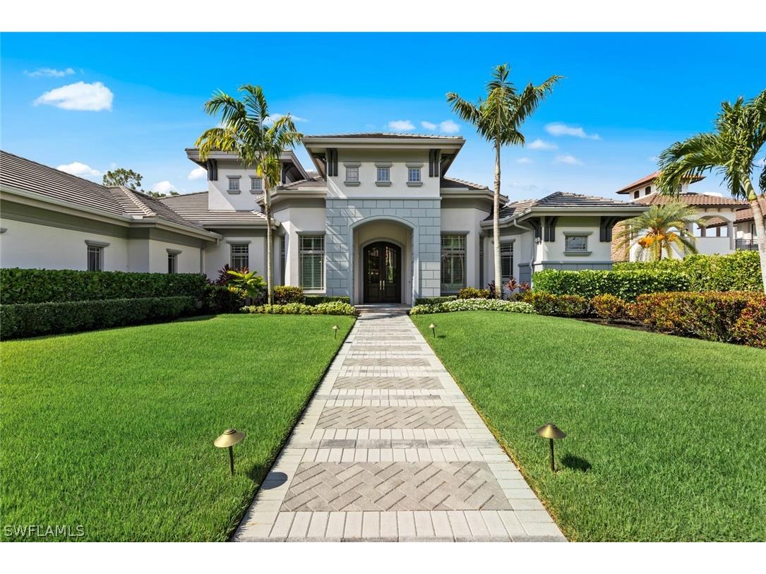 5018 Groveland Terrace Naples FL 34119 224046405 image1