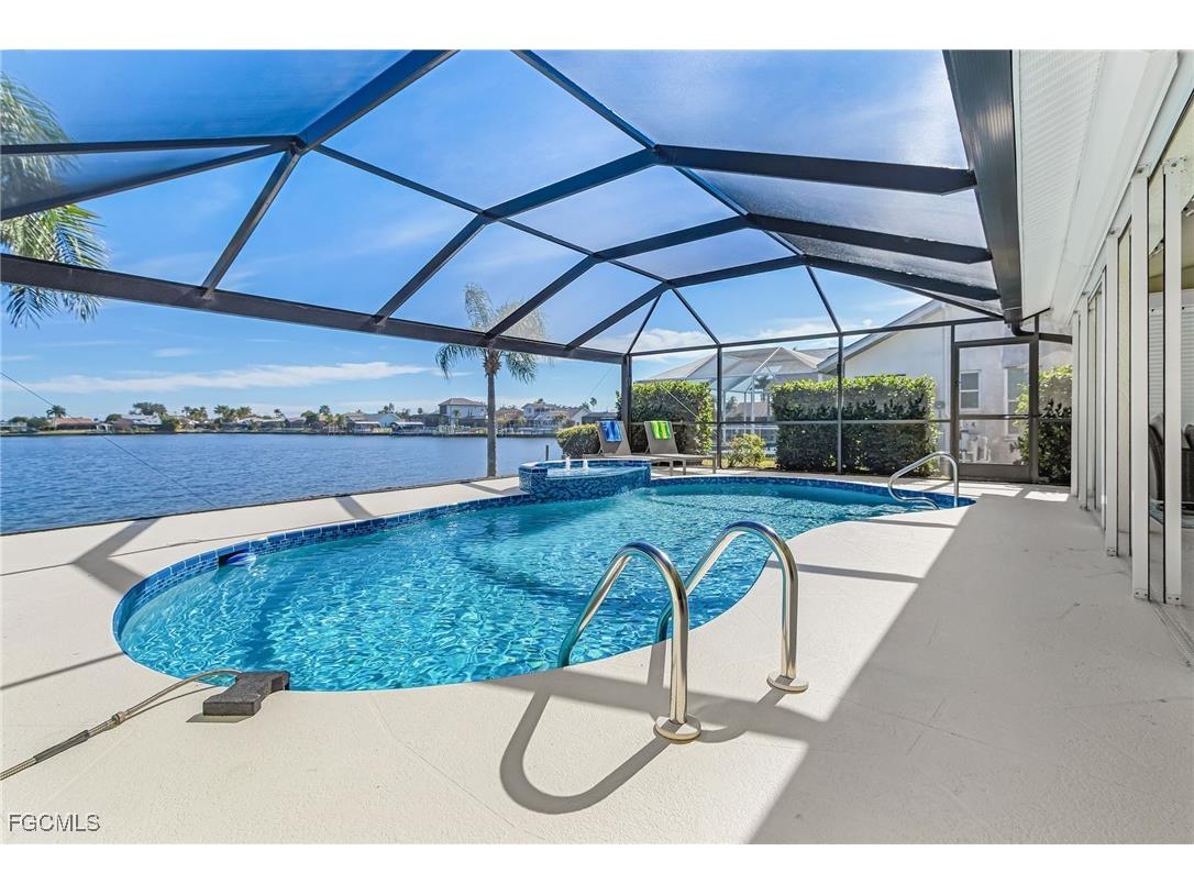 5019 Skyline Boulevard Cape Coral FL 33914 2026005005 image1