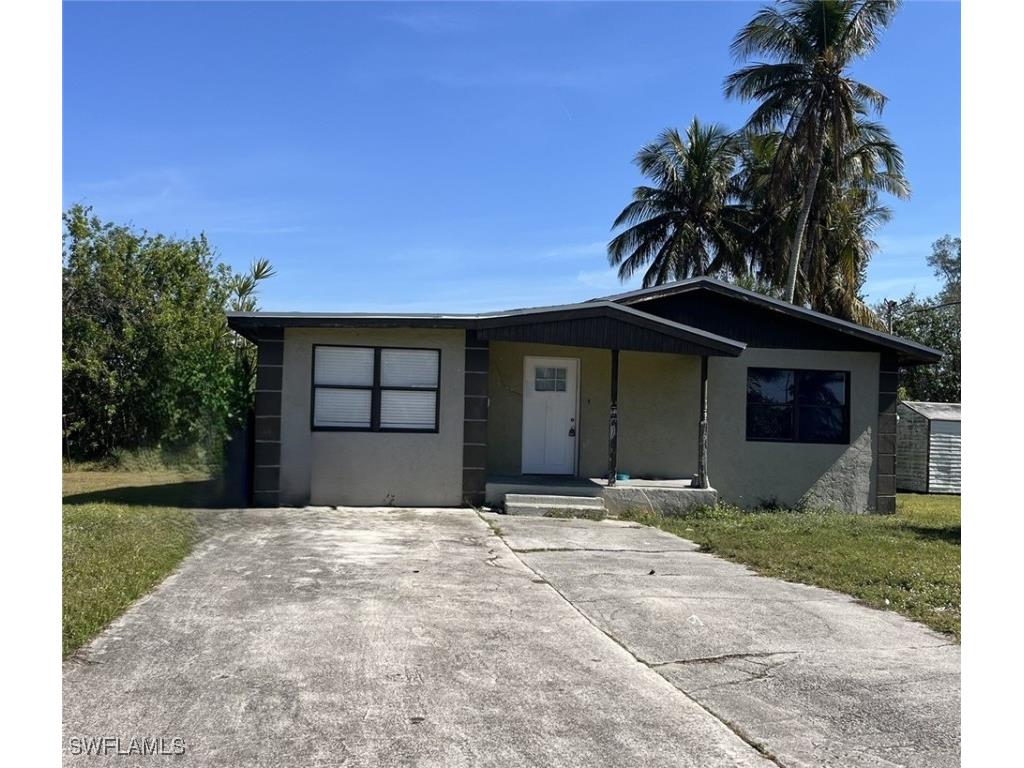 502 13th Street N Naples FL 34102 225017188 image1