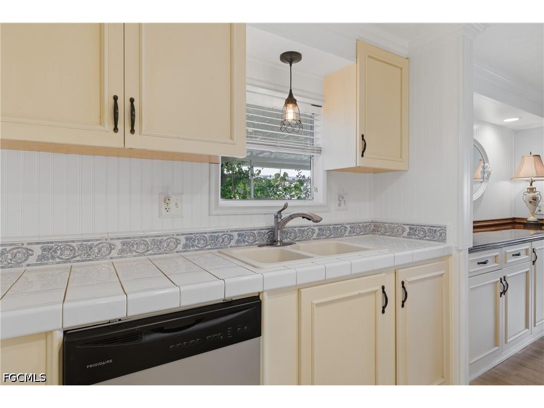 502 Pine Tree Court North Fort Myers FL 33917 2026015777 image14