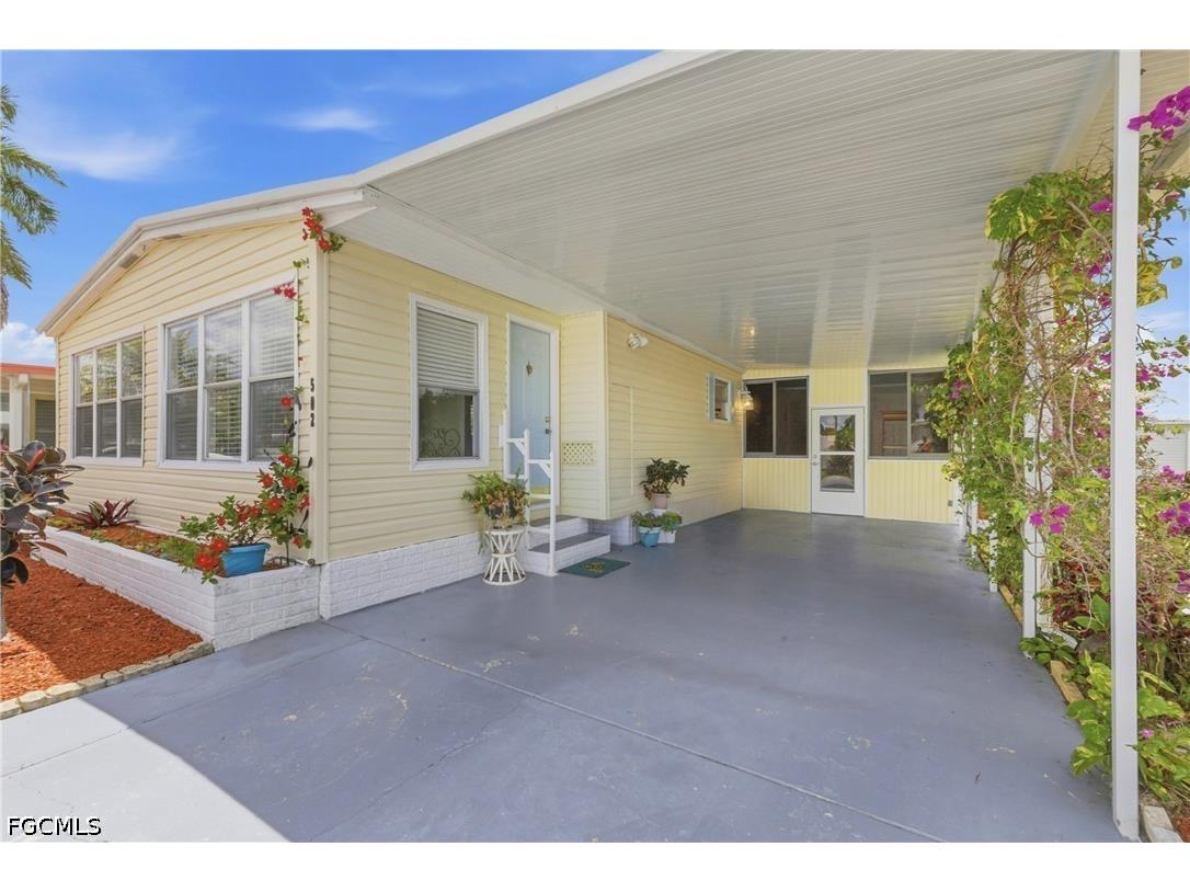 502 Pine Tree Court North Fort Myers FL 33917 2026015777 image2
