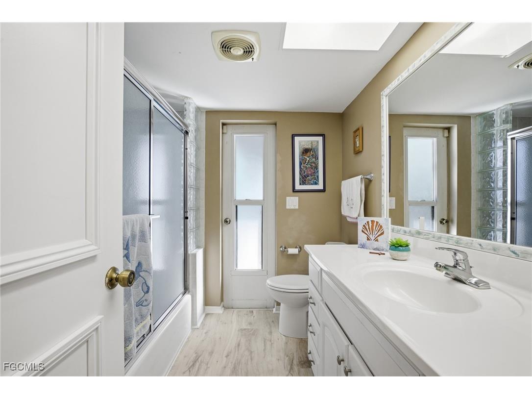 502 SW 7th Terrace Cape Coral FL 33991 2025016463 image21