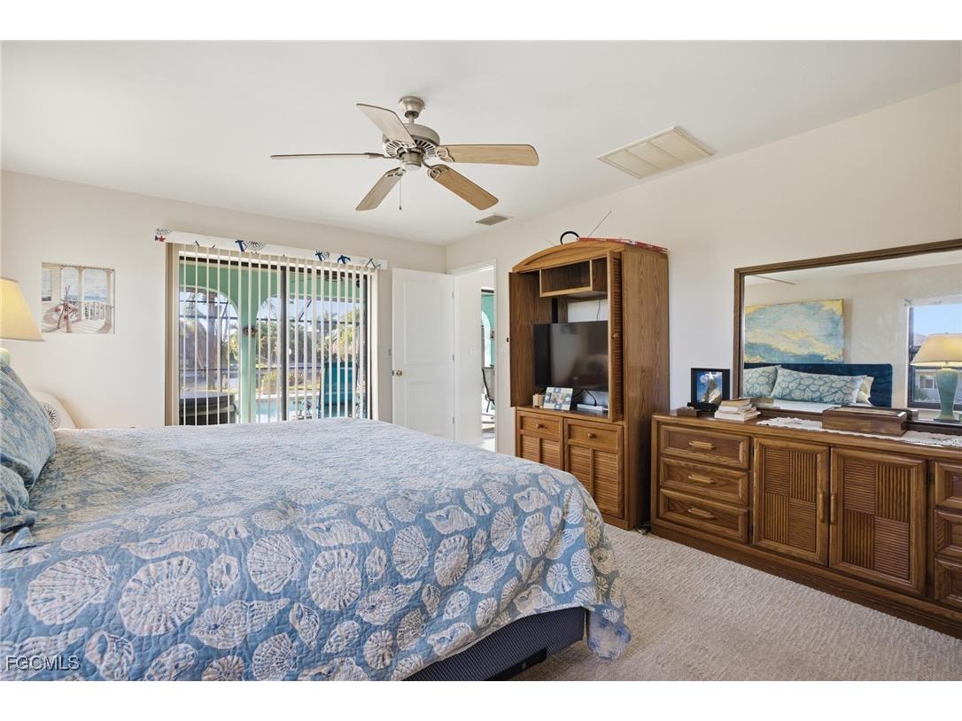 502 SW 7th Terrace Cape Coral FL 33991 2025016463 image27